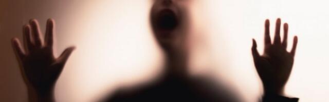 ZLOČIN BEZ MILOSTI! Trogodišnji dečak mučen i ostavljen da UMRE od GLADI - roditelji priznali KRIVICU!