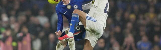 Premijer liga: Čelsi propustio dva gola prednosti, Vest Hem prekinuo pobednički niz Junajteda (VIDEO)
