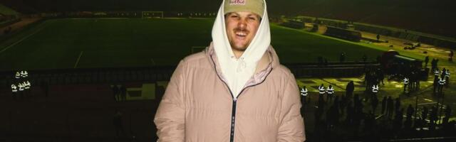 Svetski šampion oduševljen Srbijom! Pokorio Beograd i poručio: "Srbi su neverovatan narod, ovde sam se verio"