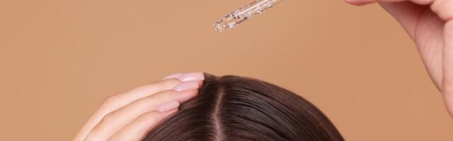 Serum za skalp ne deluje? Ekspert za kosu objašnjava kako pravilno naneti proizvod