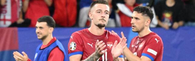 "Majstore, izvoli teren da te konačno vidimo!" Paunović vratio čoveka koji je svima dobar osim Srbiji /VIDEO/