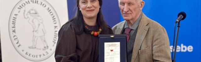 "Pisati - ispovijedati se": Matija Bećković uručio nagrada za književnost "Momo Kapor"