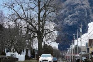 Велика експлозија у фабрици за прераду метала у Охају, има повређених