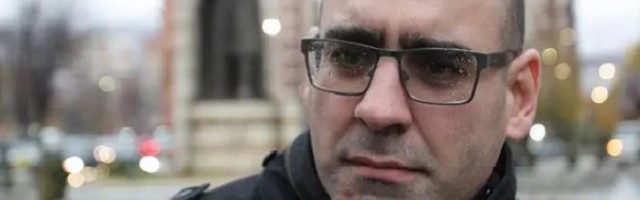 ŽALOSNO JE DA POLUPISMENI LIK IMA UOPŠTE MOGUĆNOST DA KOMENTARIŠE BILO ŠTA! Đukanović o izjavi Ivana Ivanovića: Iskompleksirani uvek vređaju one koji više vrede