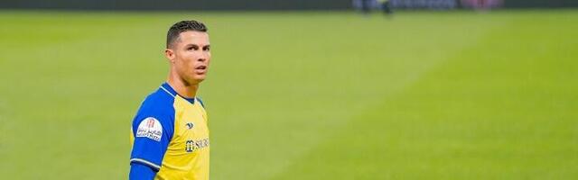 Al Nasr izgubio, Ronaldo "odlepio" i svađao se sa sudijama! 