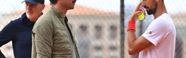 Porodila se Letisija Tesari, Novak Đoković ponovo stric!