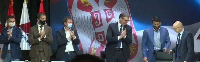 Ujedinili se SNS i SPAS: Šapić u stolici do Vučića