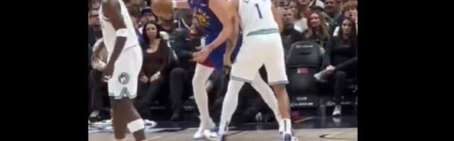 Povređeni Jokić ubacio 32 poena, Denver izgubio prvo mesto