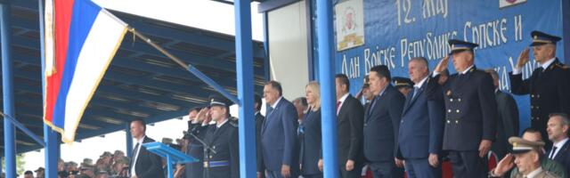 Uprkos zabrani, Dodik prisustvovao obilježavanju Dana Vojske RS