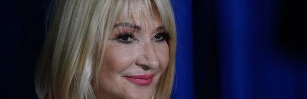 SNAJA GOCE LAZAREVIĆ OTKRILA KAKVA JE PEVAČICA SVEKRVA: Samo jednom se pojavila u javnosti, evo kako izgleda (FOTO)