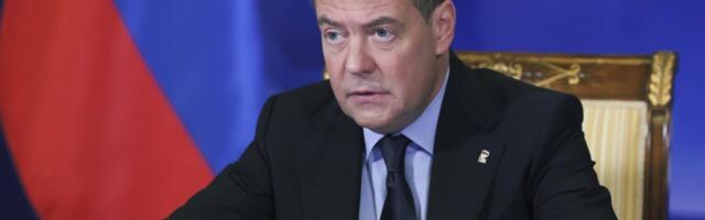 Medvedev brutalno o smeni u Kijevu: Sudbina klovna je već zapečaćena!