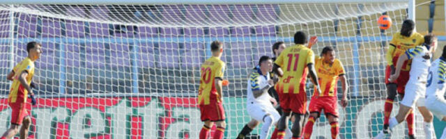 Српски нападач Никола Штулић стрелац у поразу Лећеа код куће од Парме