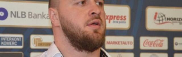 OBEĆAO OSVETU, PA ZAVRŠIO IZREŠETAN PRED SUPRUGOM! Ubica Dejana Kostića Deleta u bekstvu - žučna rasprava prethodila krvavom piru