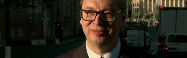 "PROBAĆEMO DA ISTAKNEMO KOLIKO JE BITNA NEZAVISNOST MALIH ZEMALJA!" Vučić iz Pariza: Teško je prognozirati u svetu u kome pravila više nema!