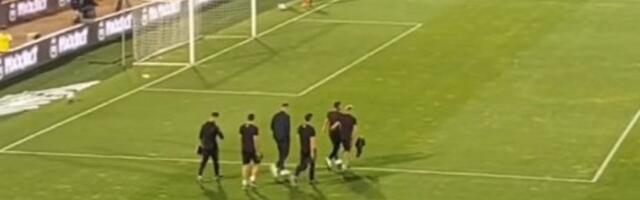 Saša Ilić dobio ovacije Grobara u Humskoj, na južnoj tribini se pojavila koreografija