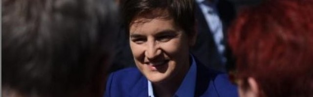 ĐILASOV ESKPERT POKAZAO ŠTA ZNA OD 2008. DO 2012! Brnabić jednom rečenicom ućutkala Nikezića