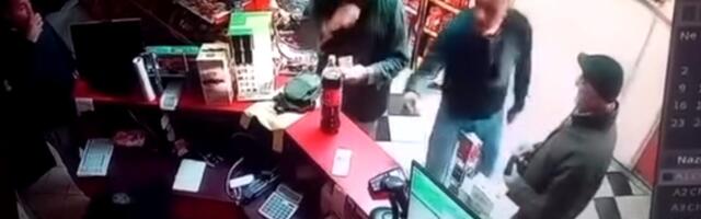 Predsednik Opštine Knić pljuvao, vređao i pretio radniku pumpe u Gruži (VIDEO)