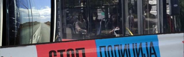 NAVIJAČ PARTIZANA PRETUČEN U AUTOBUSU NA LINIJI 18 I DALJE U BOLNICI! Ovo je stanje povređenog tinejdžera!