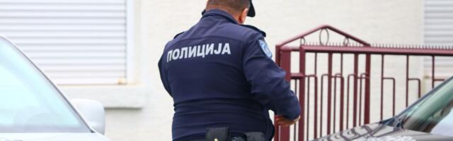 Potresne scene u Čačku: Tela oca, majke i sina odneta na obdukciju, ovaj detalj u dvorištu privlači pažnju