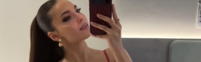 Skinula brus i pokazala bujno poprsje - Džejla Ramović u nikad viđenom izdanju (FOTO)