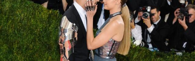 "Možda je to bila požuda, ne osećam da sam je voleo": Poznati pevač ŠOKIRAO izjavom o manekenki sa kojom ima dete