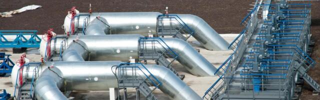 NASTAVLJEN TRANZIT RUSKE NAFTE KA SLOVAČKOJ PREKO UKRAJINE! Kijev popravio oštećeni naftovod "Družba", dotok Bratislavi bio prekinut od januara