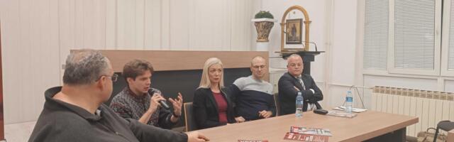 SNS smeniti na izborima, energiju sa protesta preliti u glasove - poruka sa tribine "Vremena" u Nišu