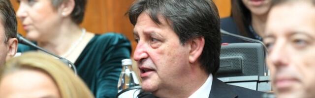 Gašić o smrti vojnika: Bošković prećutkuje...
