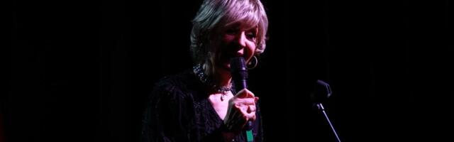 Lepa Lukić prekinula nastup i održala predavanje "bahatoj" ženi, a onda doživela neprijatnost