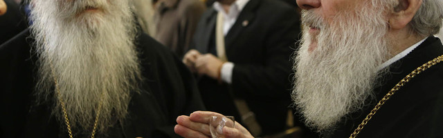 SINOD SPC O HAPŠENJU JOANIKIJA: Vlast u Crnoj Gori želi sukob