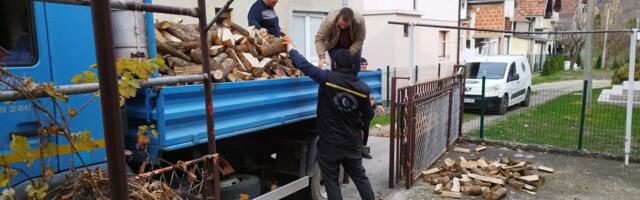 CHR „Hajrat” otpočeo podjelu ogrijeva u Prijepolju