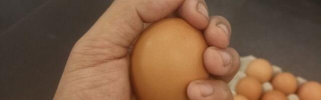 Ako u jajetu vidite ovakvu mrlju odmah ga bacite: Znak da nije nikako za jelo