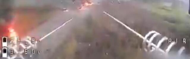 CELA RUSKA VOJNA KOLONA RAZNETA KOD POKROVSKA! Ukrajinci uništili oklopna i borbena vozila, objavljeni zastrašujući snimci (VIDEO)