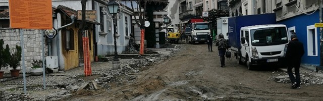 BUŠI HAHAHA, BUŠI HAHAHA Radovi u Skadarliji (VIDEO)