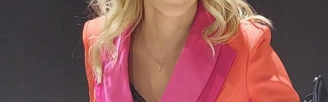 SLAVLJE U DOMU NAŠE VODITELJKE: Proslavila svoj dan u beogradskoj KAFANI, grle je Kilibarda i Aleksandra Radović (FOTO)