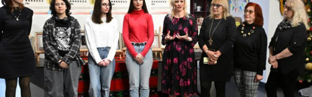 Стваралаштво младих на изложби „Занатима до толеранције” (видео)