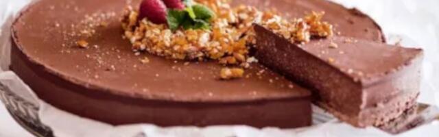Čokoladna torta od 2 sastojka: kremasta poslastica bez pečenja koja uspeva baš svima