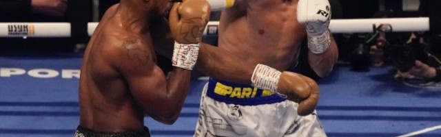 SPEKTAKL U SRBIJI! Novi svetski prvak u boksu dolazi u Beograd!