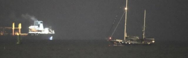 (UZNEMIRUJUĆI SNIMAK) ZAPALIO SE BROD NA KRSTARENJU: Više od 200 turista vrištalo i molilo za pomoć