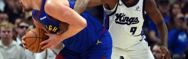 JOKIĆ BRILJIRAO, ALI UZALUD! Pogledajte foto galeriju sa utakmice Denvera i Sakramenta!