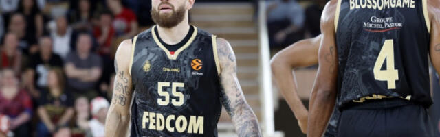 Мајк Џејмс ван терена две до три недеље