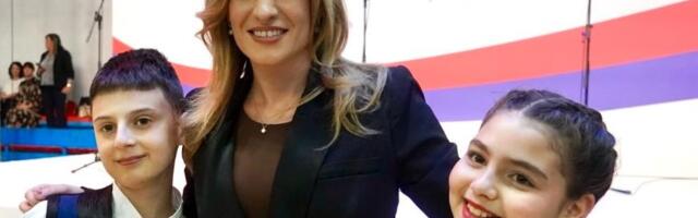 HVALA SVIMA KOJI SU UKAZALI POVERENJE LISTI ALEKSANDAR VUČIĆ - SRBIJA NAŠA PORODICA: Milica Đurđević Stamenkovski se zahvalila građanima posle izbora