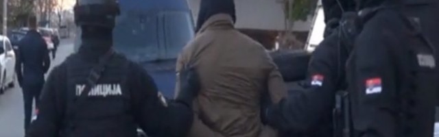 UHAPŠENA DVA MUŠKARCA IZ SMEDEREVA, terete se za iznudu! Prisiljavali čoveka da im da 1.450 evra