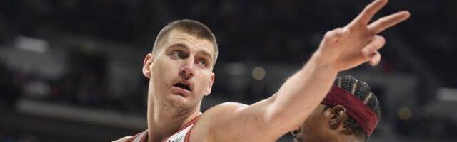 MAESTRALNI NIKOLA JOKIĆ STARTER NA OL-STARU! Poznate prve petorke Zapada i Istoka!