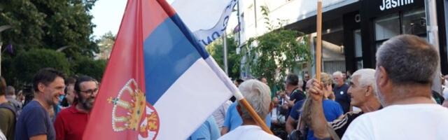 Došlo do obrta: Veliki protest u Loznici uplašio SNS?!
