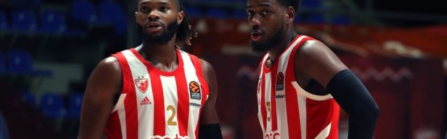Zvezdin uragan LOJDEN progutao Asvel!