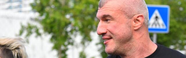 (VIDEO) Bačulov šalje opoziciju u penziju: Izađite iz politike na godinu, dve, tri, četiri