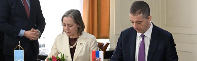 POTPISAN OKVIR SARADNJE UN I REPUBLIKE SRBIJE ZA ODRŽIVI RAZVOJ Đurić: Za Srbiju UN garant očuvanja teritorijalnog integriteta i suvereniteta na KiM