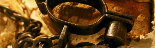 Фетишизовање бола и угњетавања: аукција окова за врат коришћених у поробљавању Африканаца