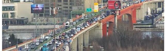 BEOGRAĐANI ZAGLAVLJENI U KOLONAMA! Popodnevni špic u prestonici, evo koje saobraćajnice i pravce izbegavati (FOTO)